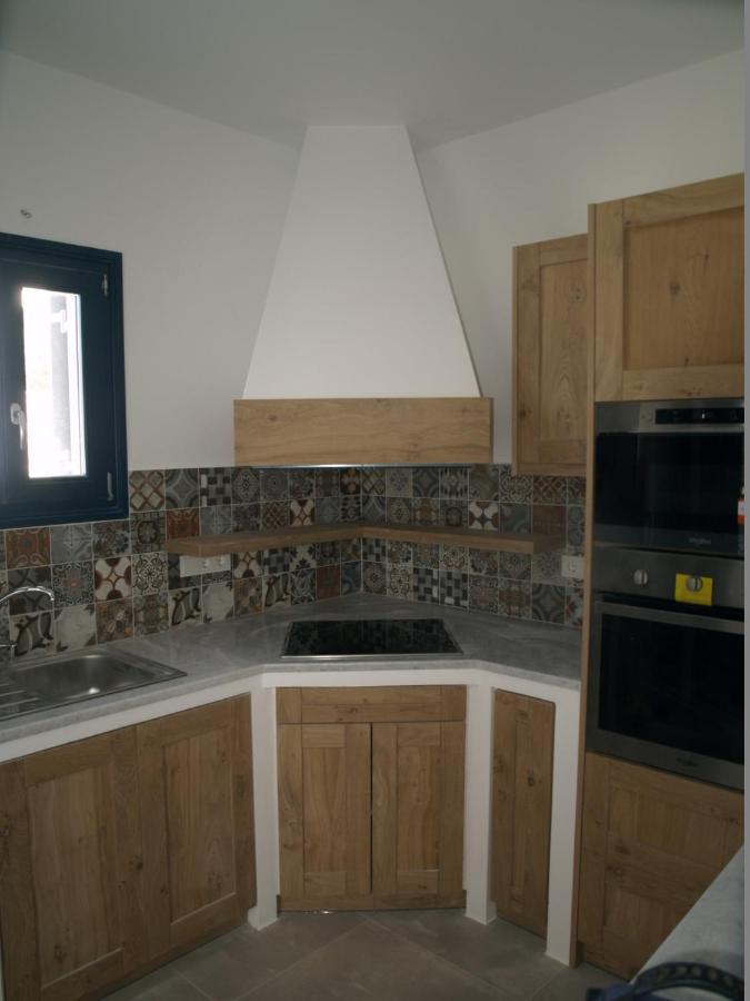 Paros-Memories-Neubau-Villen, Sportpool Aspro Chorio 外观 照片