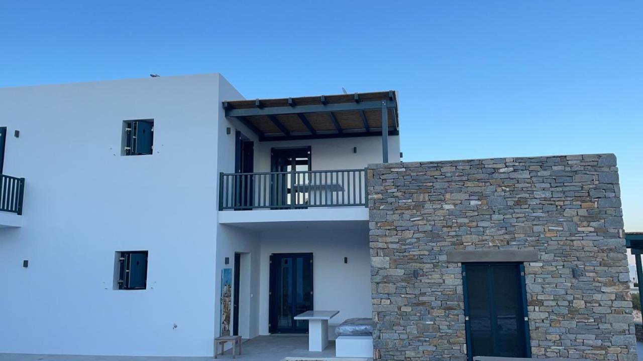 Paros-Memories-Neubau-Villen, Sportpool Aspro Chorio 外观 照片