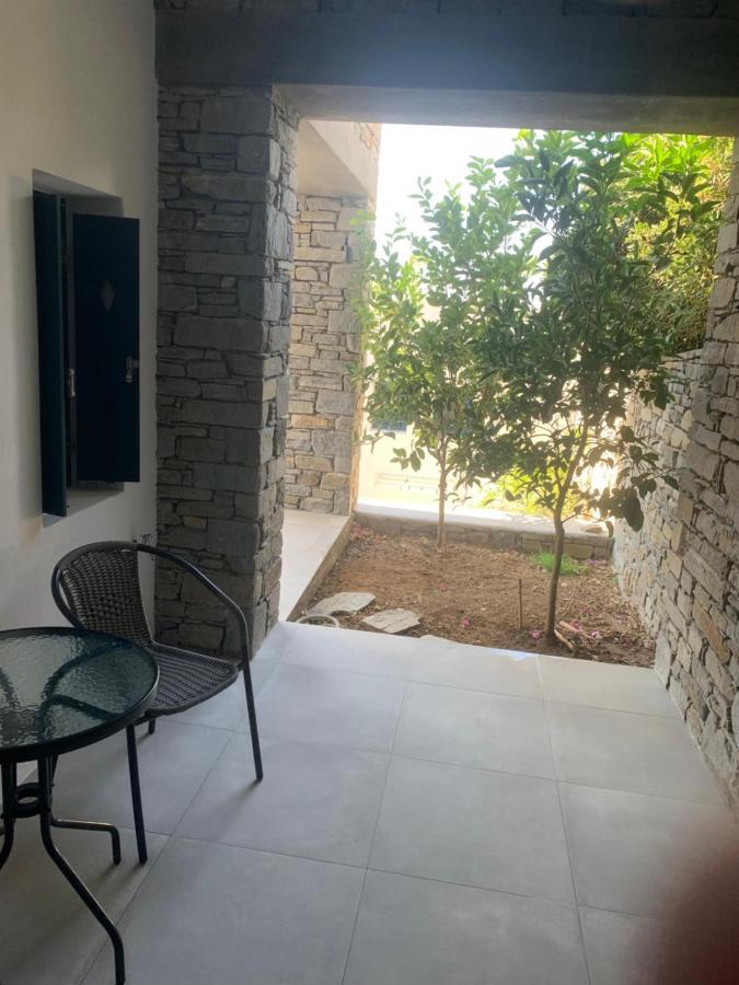 Paros-Memories-Neubau-Villen, Sportpool Aspro Chorio 外观 照片