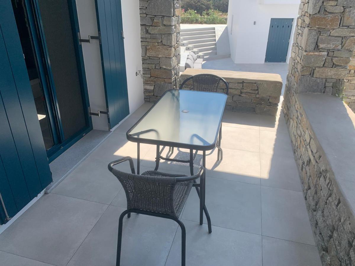 Paros-Memories-Neubau-Villen, Sportpool Aspro Chorio 外观 照片