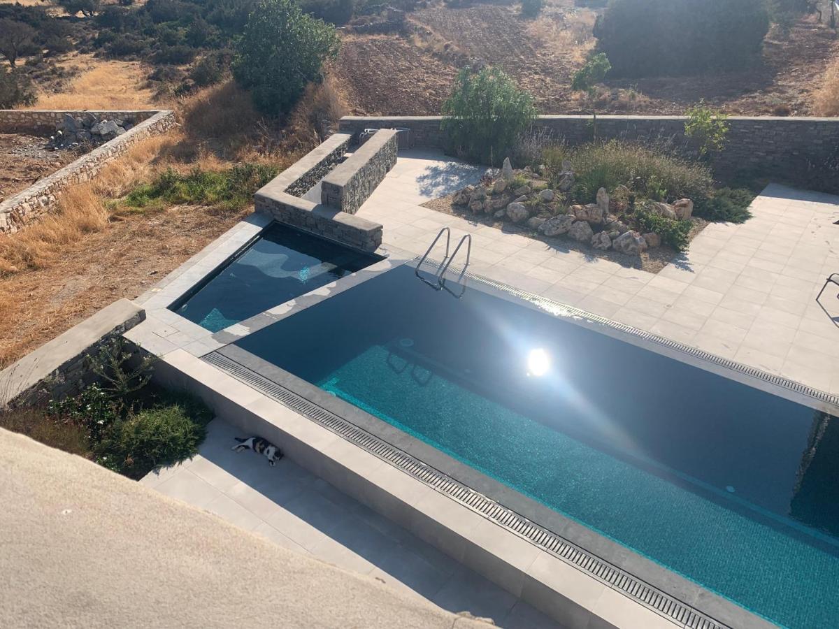Paros-Memories-Neubau-Villen, Sportpool Aspro Chorio 外观 照片