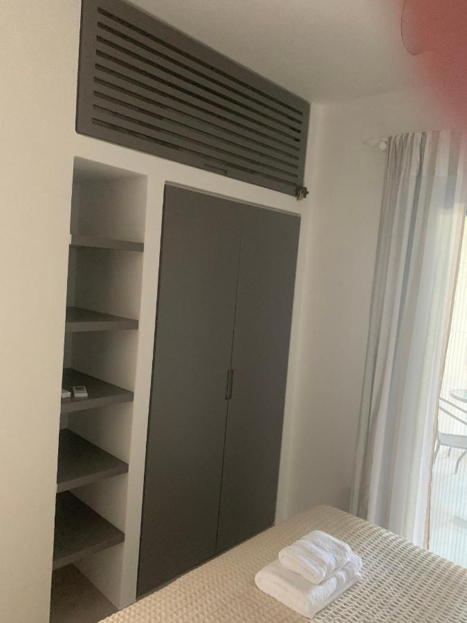 Paros-Memories-Neubau-Villen, Sportpool Aspro Chorio 外观 照片